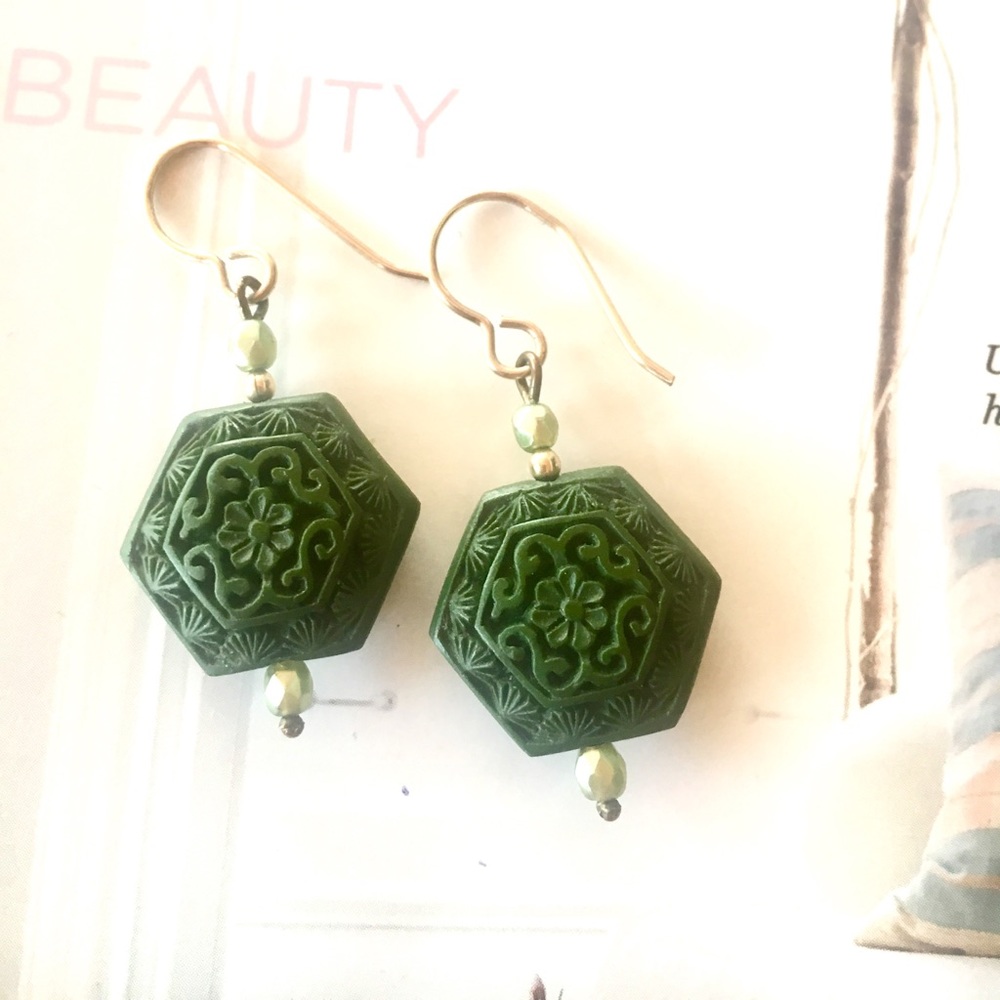Green cinnabar earrings
